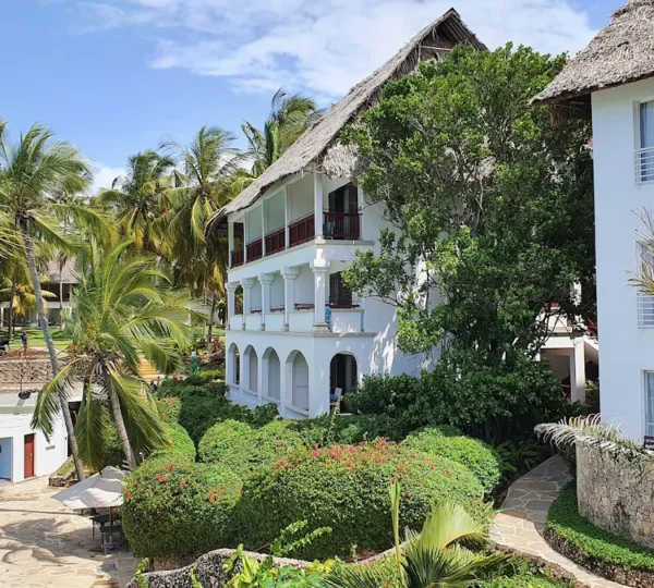 Voyager Beach Resort